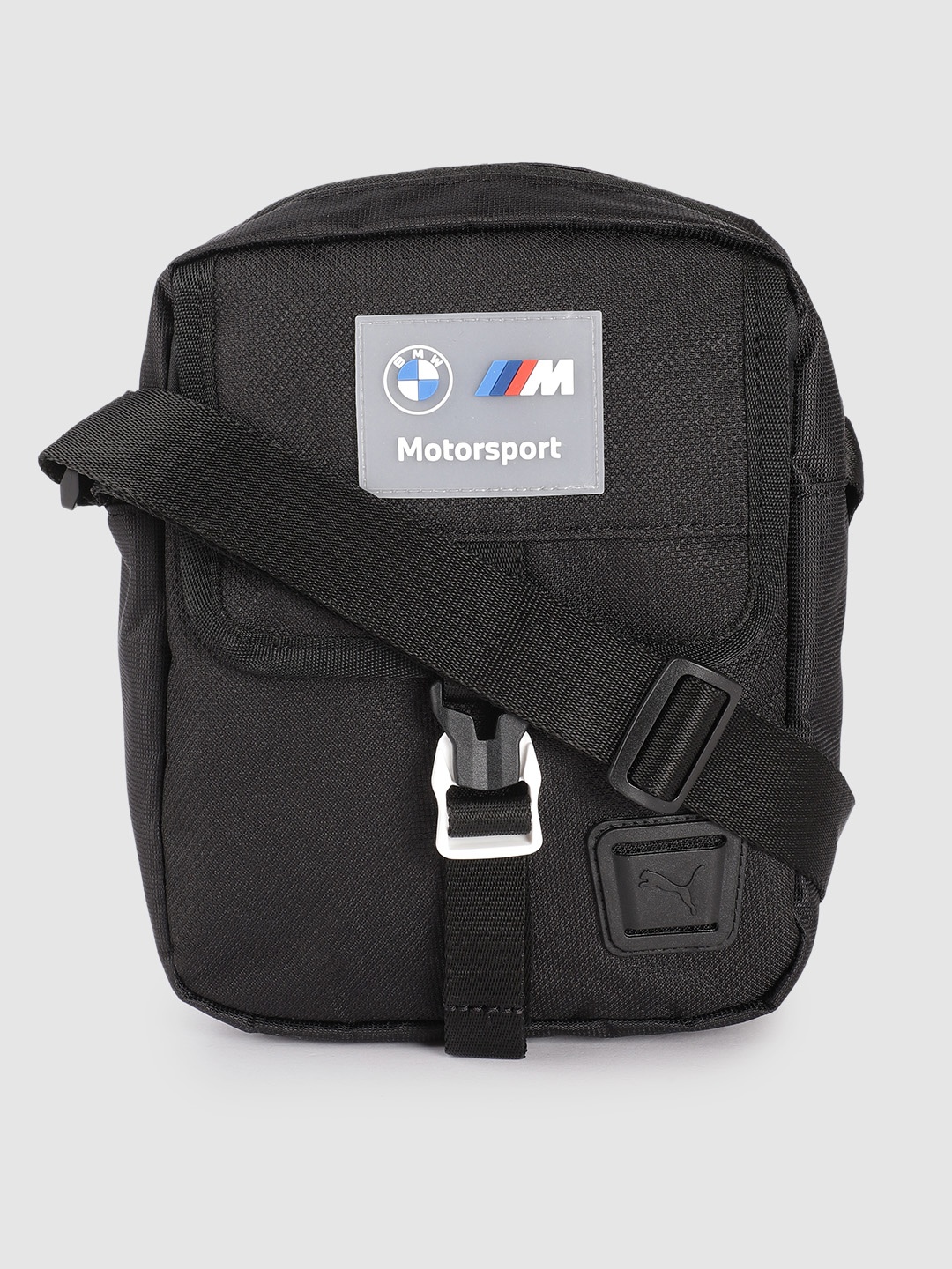 PUMA Motorsport Unisex Black Solid BMW MMS Messenger Bag with Brand Logo Applique Detail
PUMA Motorsport Unisex Black Solid BMW MMS Messenger Bag with Brand Logo Applique Detail
