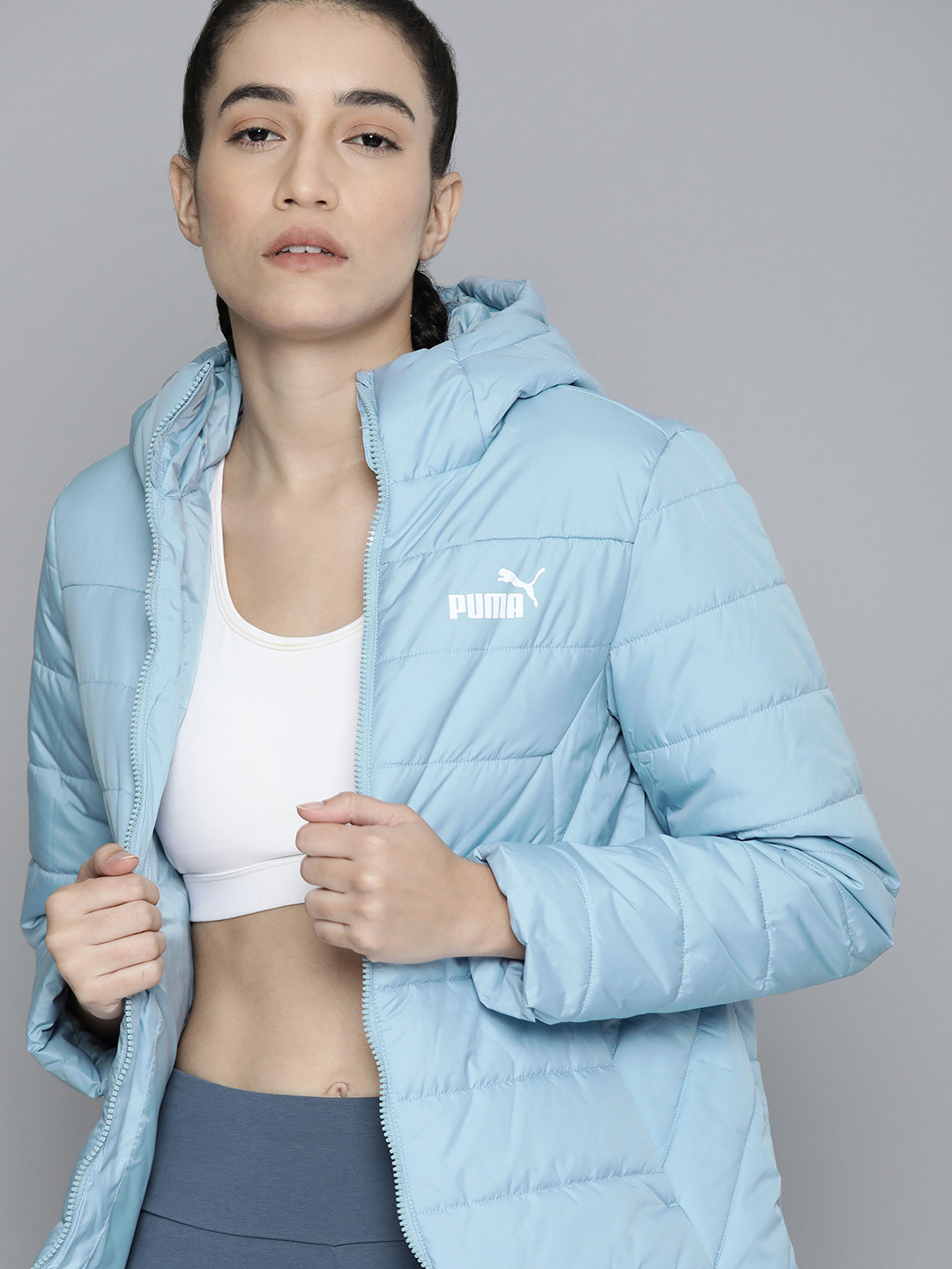 Puma Women Blue Solid Hooded Essential Padded Regular Fit Jacket with rainCELL Technology
Puma Women Blue Solid Hooded Essential Padded Regular Fit Jacket with rainCELL Technology