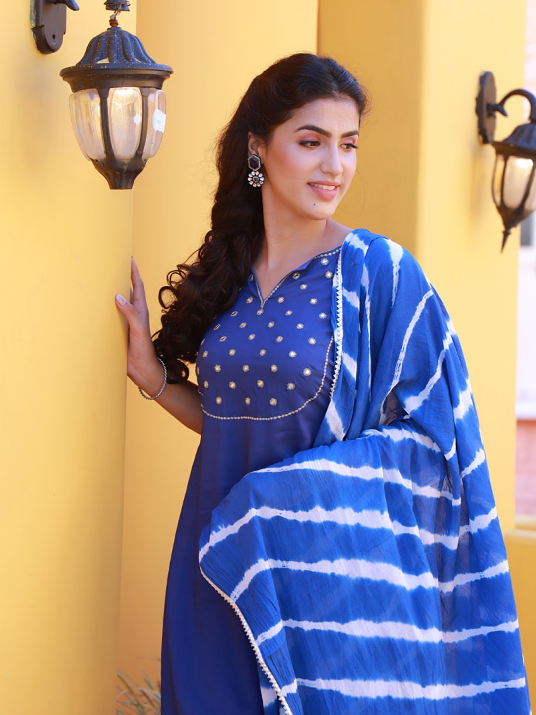 Baisacrafts Women Floral Embroidered Pure Cotton Kurti with Sharara & With Dupatta, Blue
Baisacrafts Women Floral Embroidered Pure Cotton Kurti with Sharara & With Dupatta, Blue