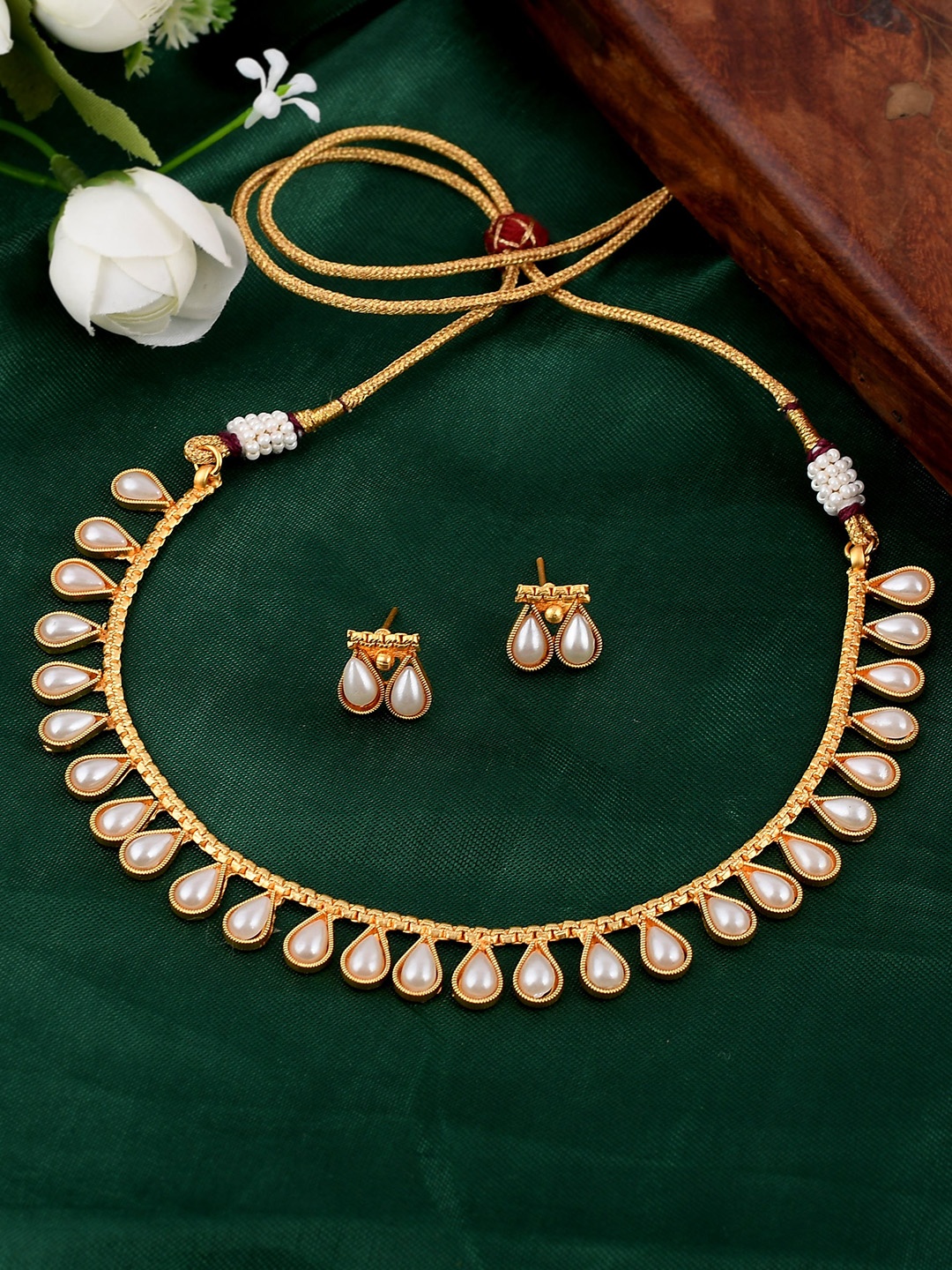 AQUASTREET JEWELS Gold-Plated White Stone-Studded Jewellery Set