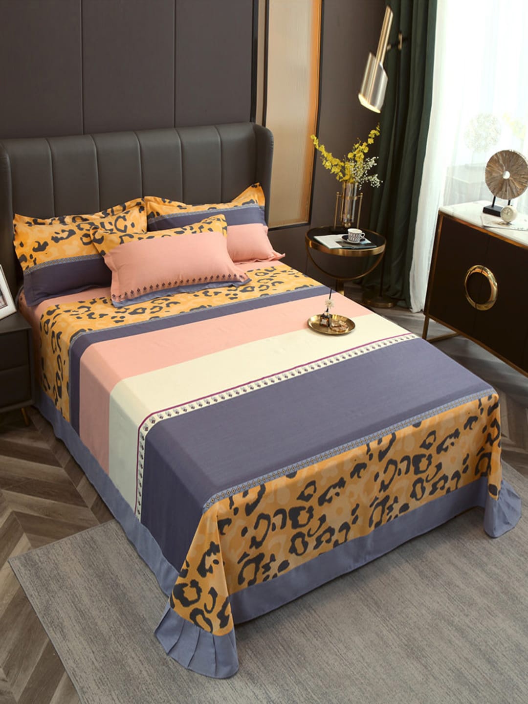 JC HOME Peach-Coloured & Cream-Coloured Striped 220 TC King Bedsheet with 2 Pillow Covers
JC HOME Peach-Coloured & Cream-Coloured Striped 220 TC King Bedsheet with 2 Pillow Covers