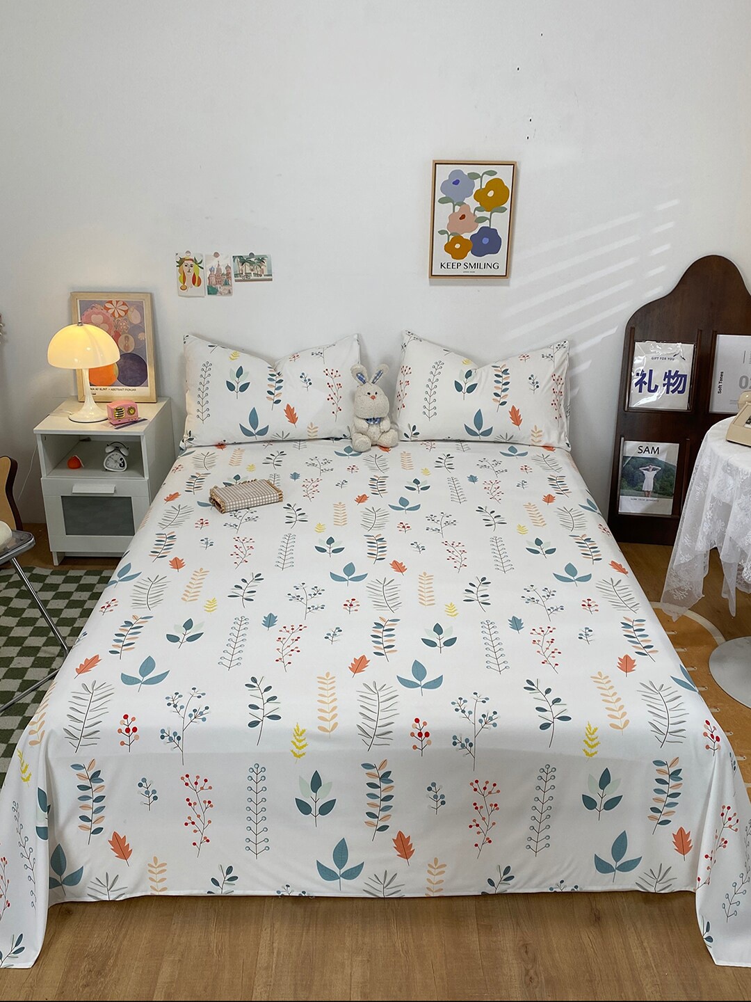 JC Collection White & Yellow Floral 144 TC Cotton Single Bedsheet With 1 Pillow Covers
JC Collection White & Yellow Floral 144 TC Cotton Single Bedsheet With 1 Pillow Covers