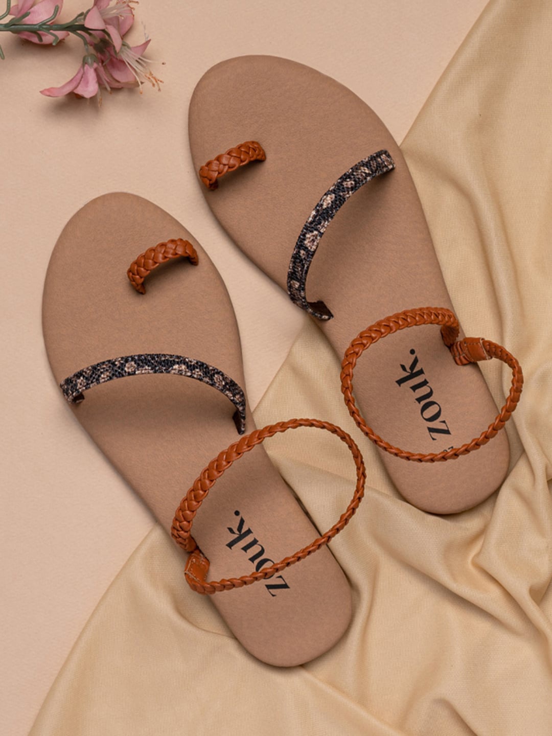 ZOUK Women Brown Open Toe Flats