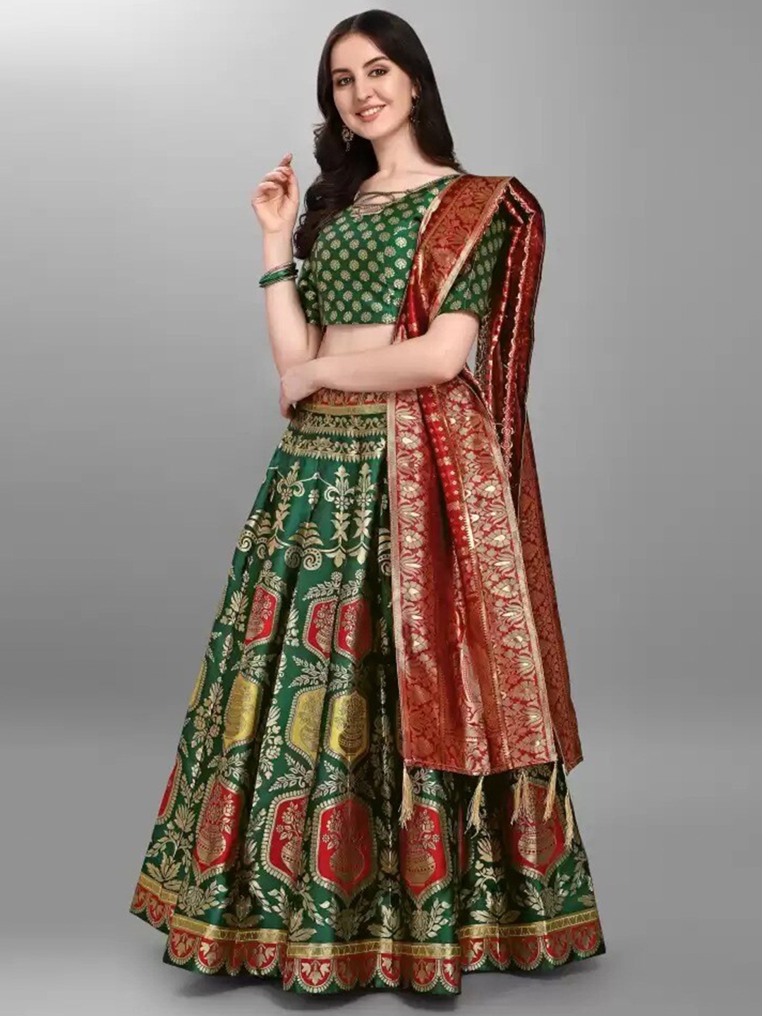 YOYO Fashion Green & Gold-Toned Printed Semi-Stitched Lehenga & Unstitched Blouse With Dupatta
YOYO Fashion Green & Gold-Toned Printed Semi-Stitched Lehenga & Unstitched Blouse With Dupatta