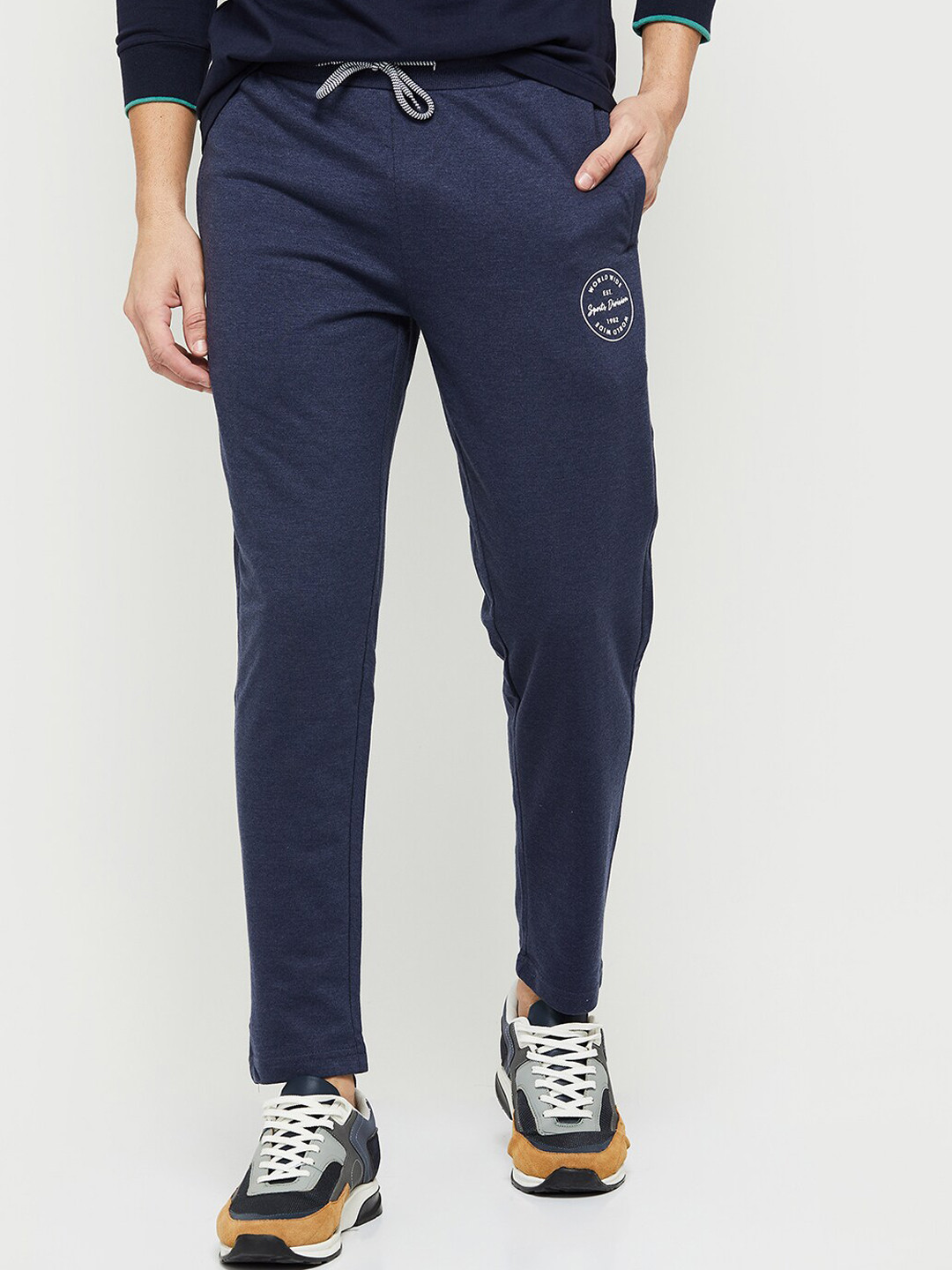 max Men Blue Solid Track Pants
max Men Blue Solid Track Pants