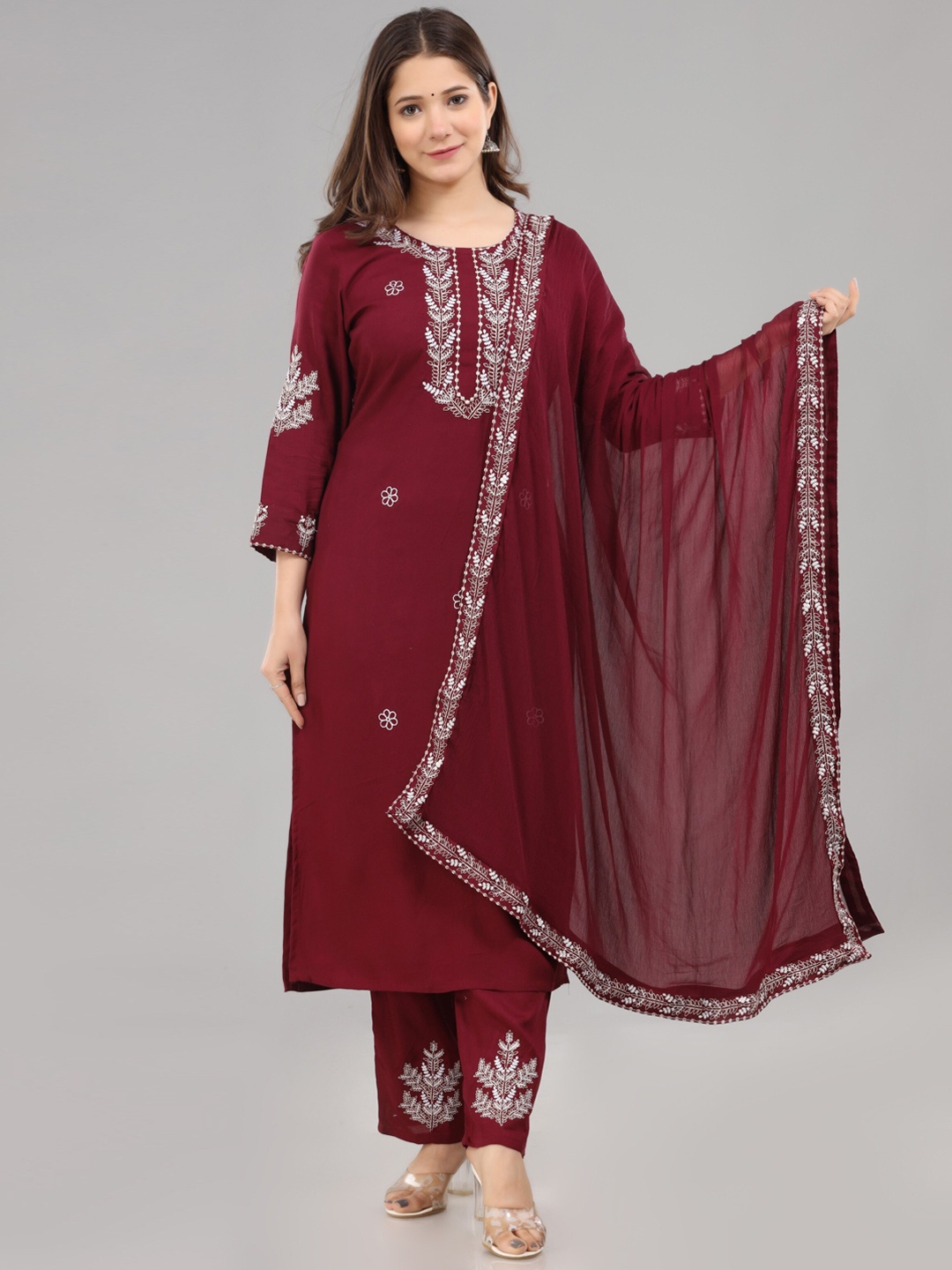KALINI Women Floral Embroidered Thread Work Kurta with Trousers & With Dupatta, Maroon
KALINI Women Floral Embroidered Thread Work Kurta with Trousers & With Dupatta, Maroon