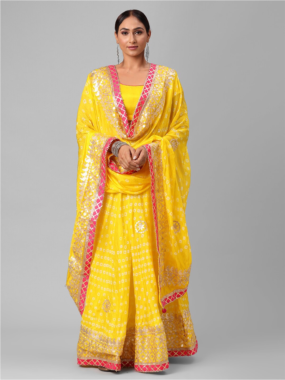 Kastiel Yellow & Pink Embellished Semi-Stitched Lehenga & Unstitched Blouse With Dupatta
Kastiel Yellow & Pink Embellished Semi-Stitched Lehenga & Unstitched Blouse With Dupatta