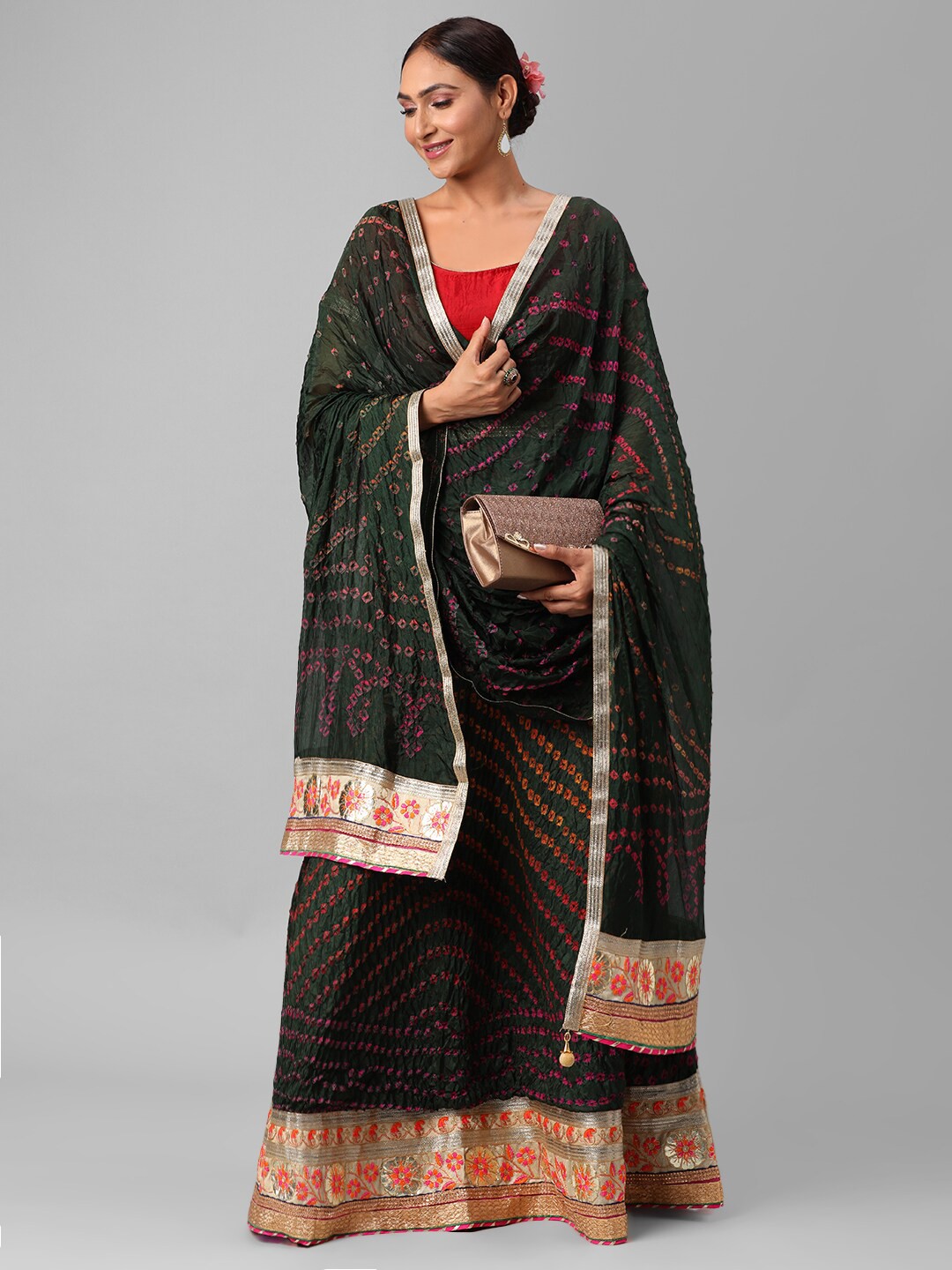 Kastiel Women Charcoal And Red Bandhani Semi-Stitched Lehenga And Blouse With Dupatta
Kastiel Women Charcoal And Red Bandhani Semi-Stitched Lehenga And Blouse With Dupatta