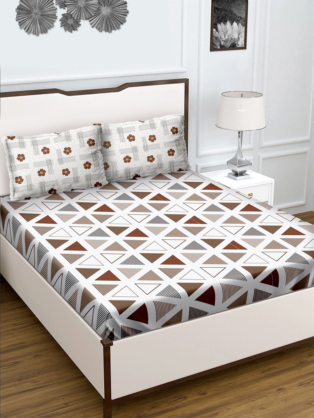 BELLA CASA Brown & Off White Geometric 180 TC Queen Bedsheet with 2 Pillow Covers
BELLA CASA Brown & Off White Geometric 180 TC Queen Bedsheet with 2 Pillow Covers