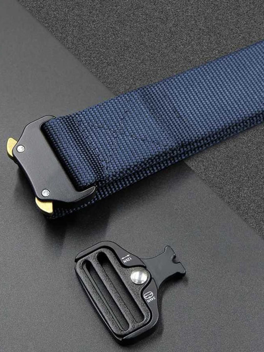 HENEDA Men Blue Textured Belt