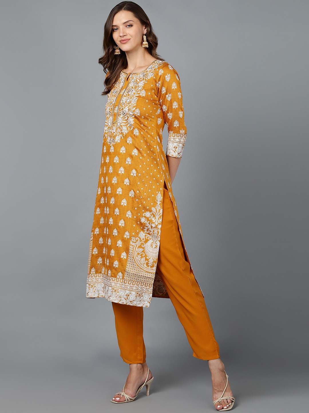 Bani Women Mustard Yellow Ethnic Motifs Printed Chanderi Silk Kurta with Trousers & With Dupatta
Bani Women Mustard Yellow Ethnic Motifs Printed Chanderi Silk Kurta with Trousers & With Dupatta