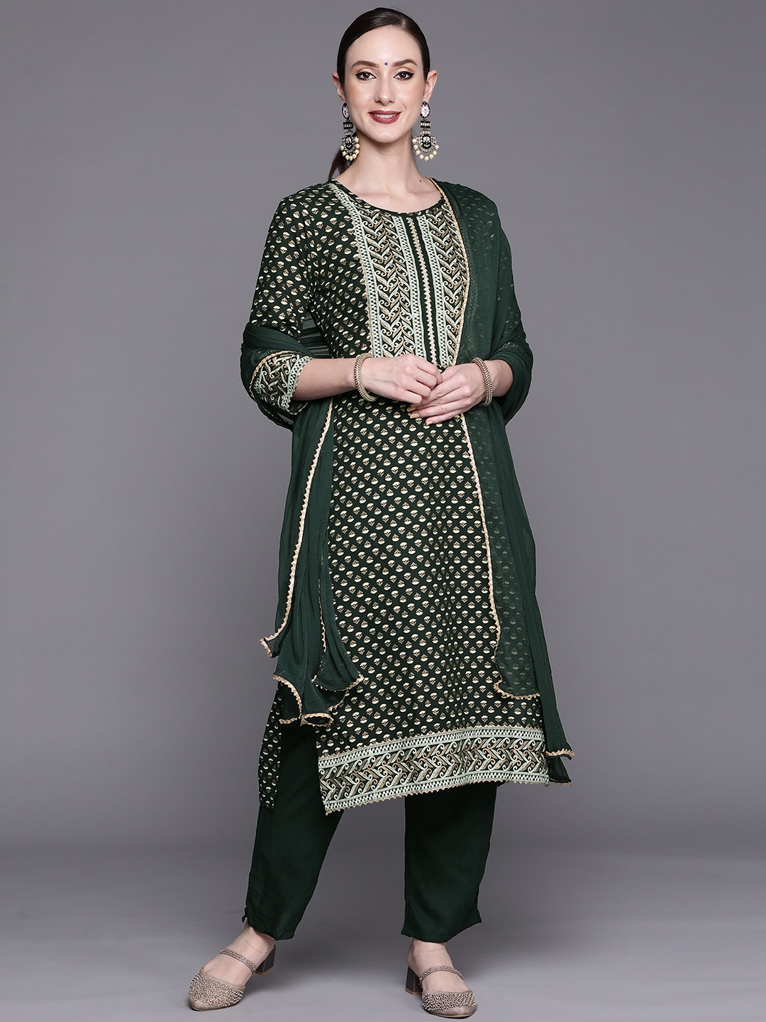 Indo Era Women Green Ethnic Motifs Printed Gotta Patti Kurta with Trousers & With Dupatta
Indo Era Women Green Ethnic Motifs Printed Gotta Patti Kurta with Trousers & With Dupatta