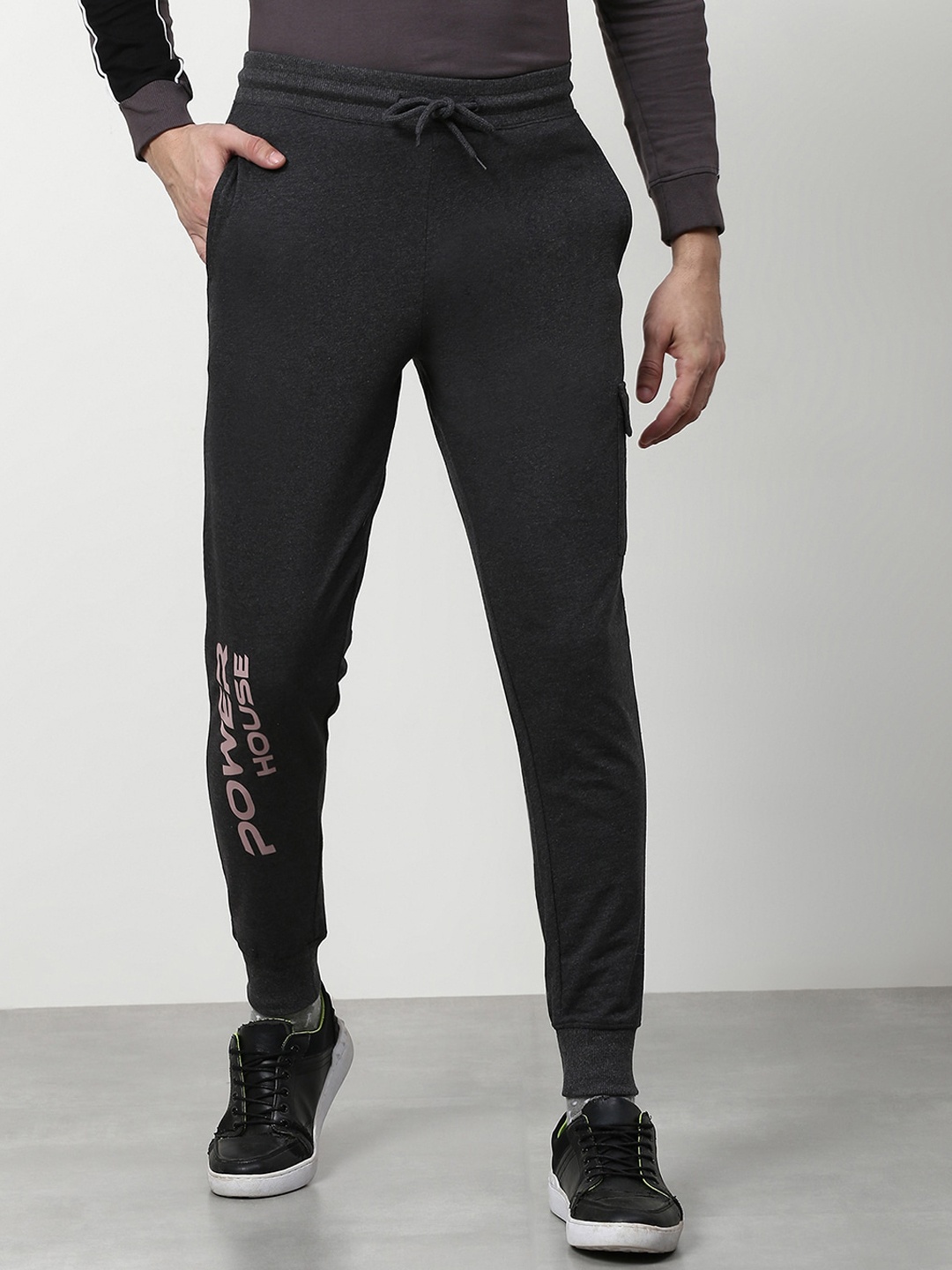 abof Men Grey Solid Joggers Trousers