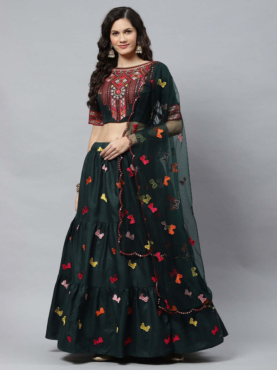ODETTE Green & Red Embellished Mirror Work Semi-Stitched Lehenga & Unstitched Blouse With Dupatta
ODETTE Green & Red Embellished Mirror Work Semi-Stitched Lehenga & Unstitched Blouse With Dupatta