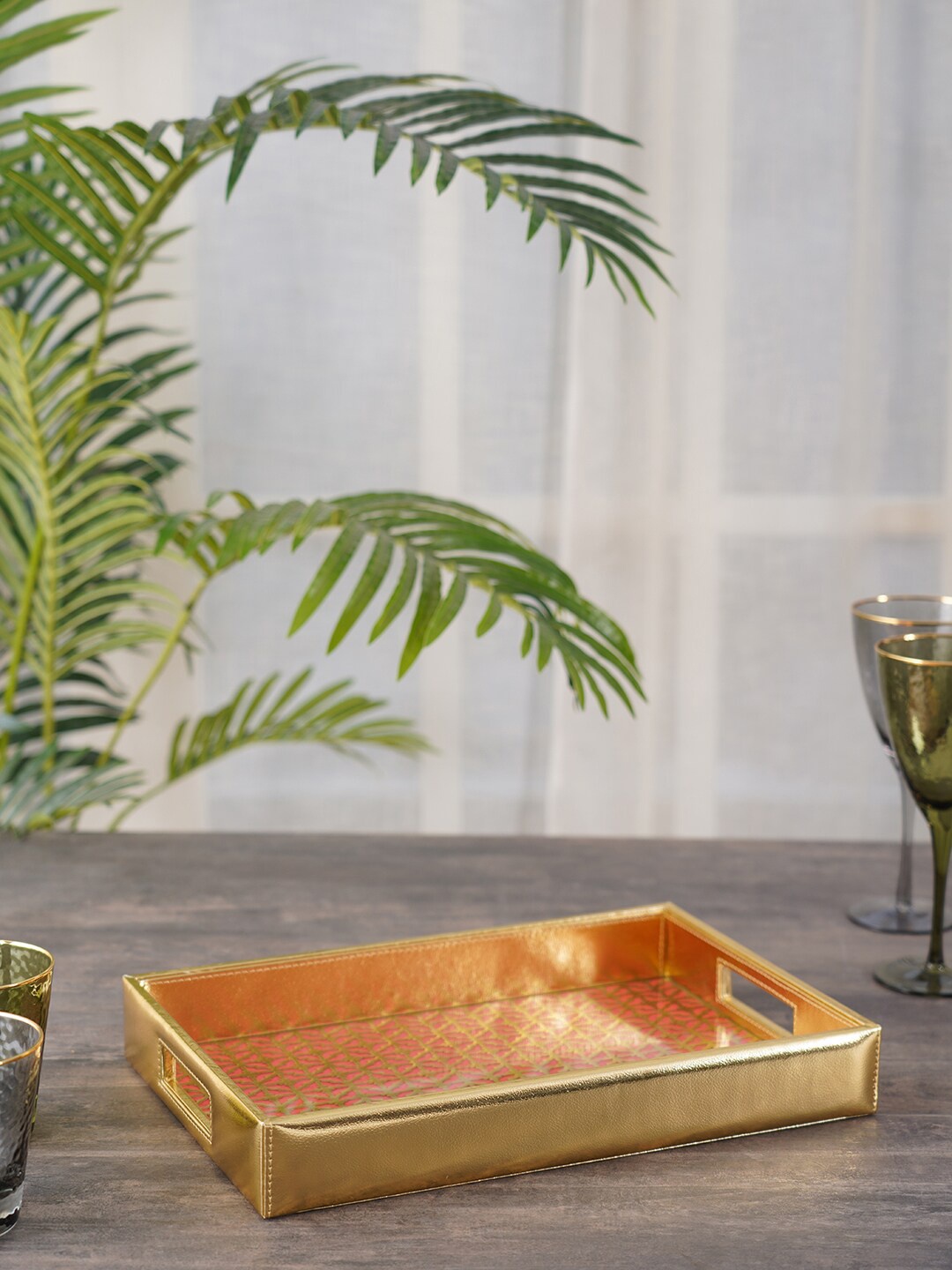Pure Home and Living Red Rectangle Serving Tray