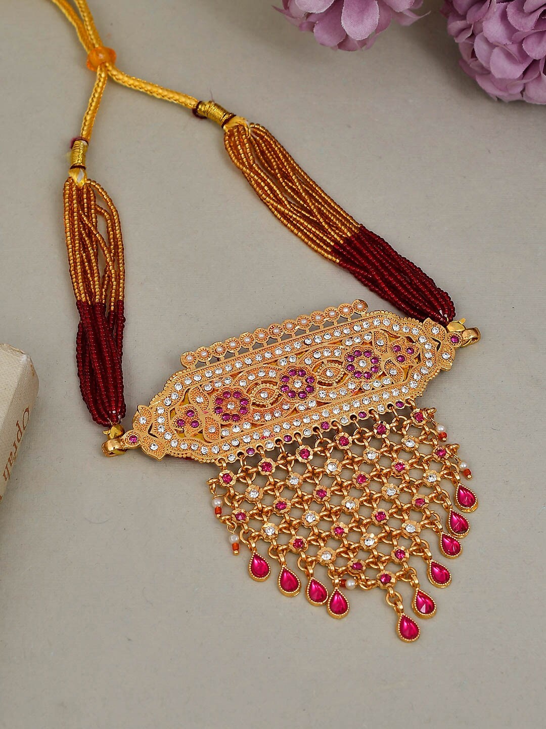 Silvermerc Designs Unisex Gold-Toned & White Brass Gold-Plated Meenakari Necklace
Silvermerc Designs Unisex Gold-Toned & White Brass Gold-Plated Meenakari Necklace