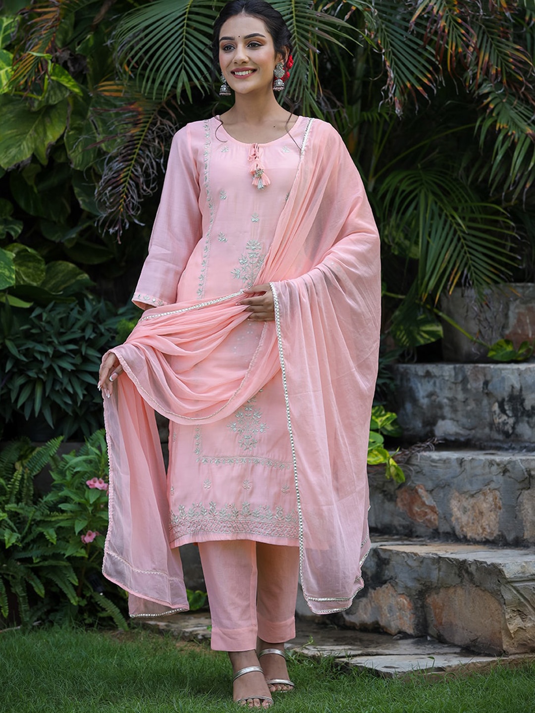 KAAJH Women Pink Floral Embroidered Mirror Work Pure Silk Kurta with Trousers & With Dupatta
KAAJH Women Pink Floral Embroidered Mirror Work Pure Silk Kurta with Trousers & With Dupatta