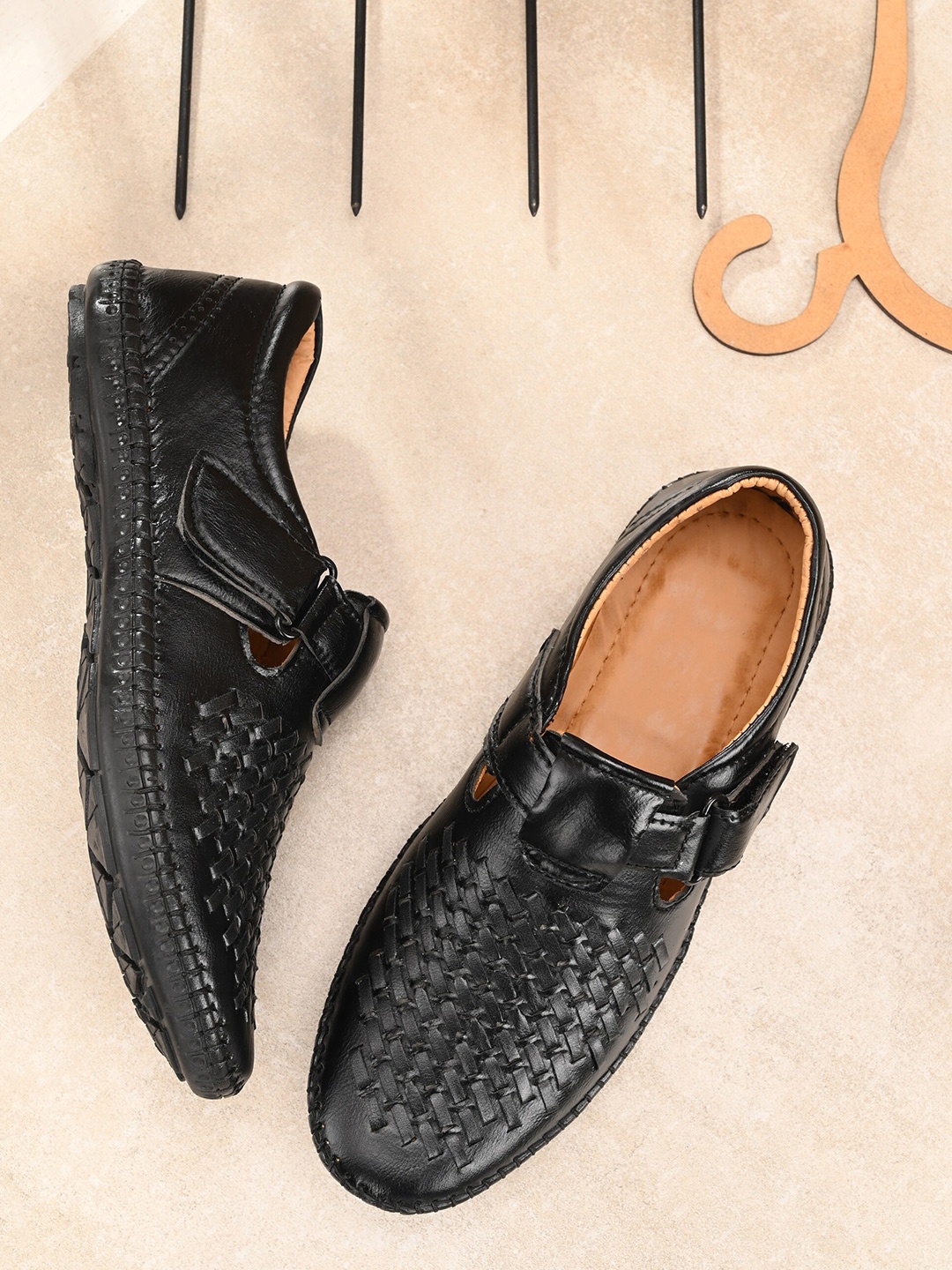 BUCIK Men Black & Brown Shoe-Style Sandals