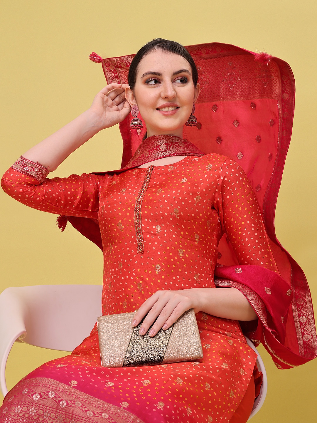Seerat Women Orange Ethnic Motifs Jacquaed With Printed Kurta With Trousers & With Dupatta
Seerat Women Orange Ethnic Motifs Jacquaed With Printed Kurta With Trousers & With Dupatta