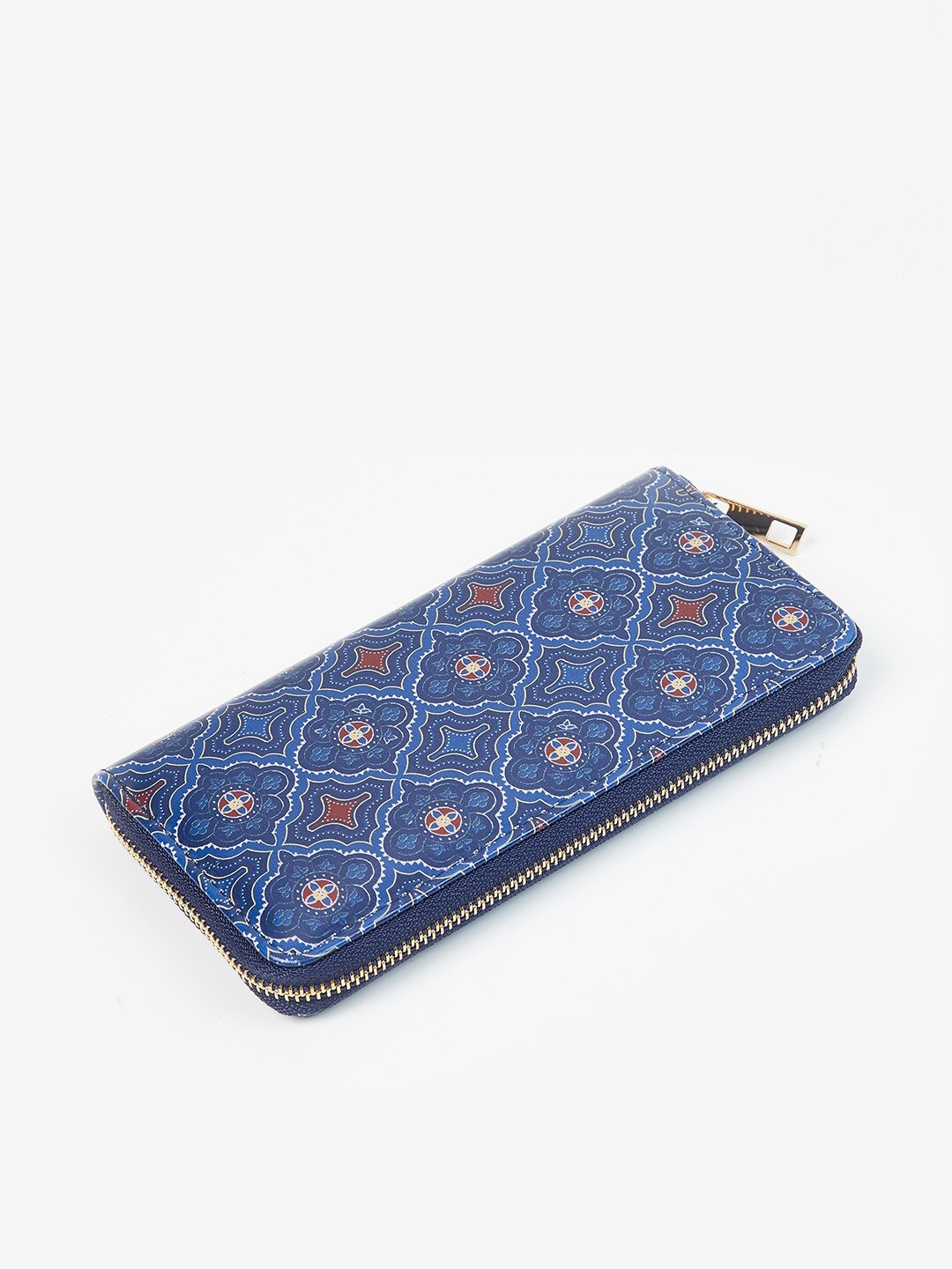 max Women Printed Zip Around Wallet, Blue