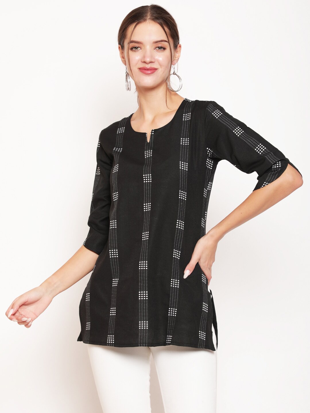 AKIMIA Women Black & White Woven Design Pure Cotton Jacquard Handloom Thread Work Kurti
AKIMIA Women Black & White Woven Design Pure Cotton Jacquard Handloom Thread Work Kurti
