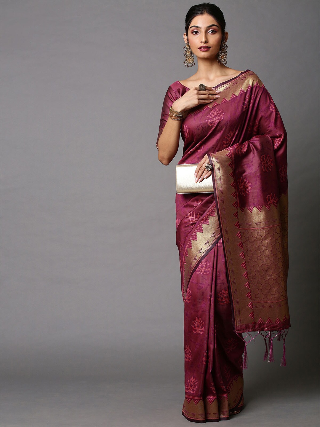 ODETTE Magenta & Gold-Toned Floral Zari Silk Cotton Banarasi Saree