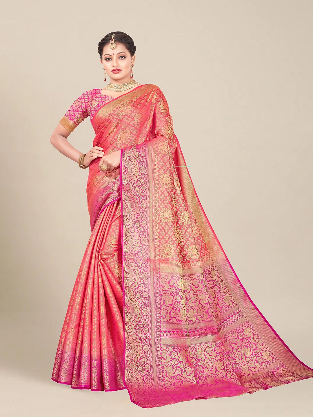 MS RETAIL Peach-Coloured & Gold-Toned Ethnic Motifs Zari Silk Blend Kanjeevaram Saree
MS RETAIL Peach-Coloured & Gold-Toned Ethnic Motifs Zari Silk Blend Kanjeevaram Saree