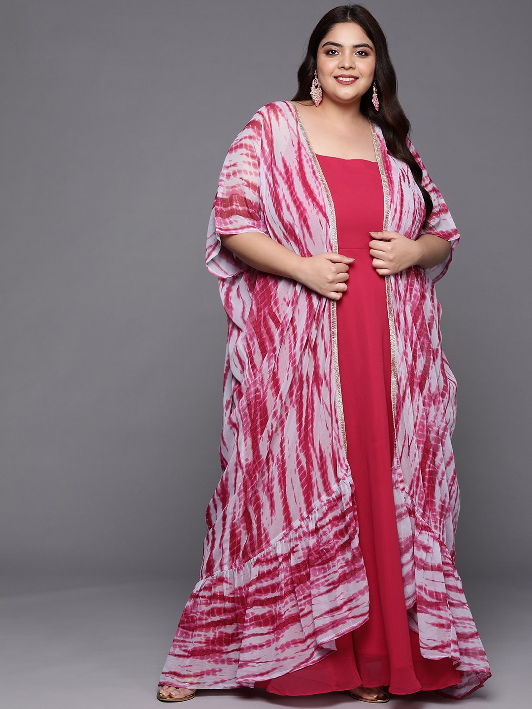 INDDUS PLUS Women Plus Size Solid Shoulder Straps Maxi Dress with Tie & Dye Jacket & Belt, Pink
INDDUS PLUS Women Plus Size Solid Shoulder Straps Maxi Dress with Tie & Dye Jacket & Belt, Pink