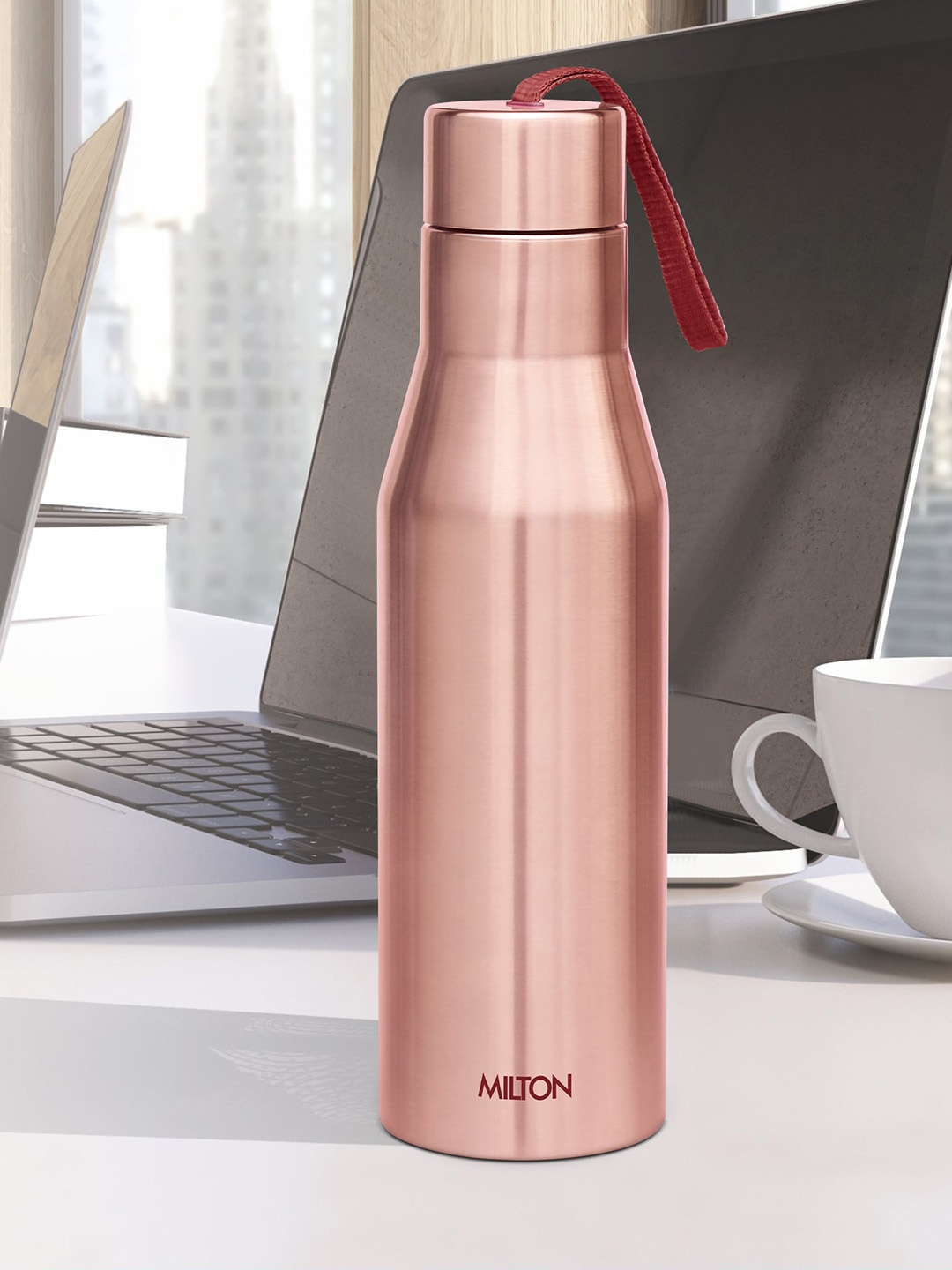 Milton Copper-Toned Super 750 Single Wall Stainless Steel Leak Proof Water Bottle 650 ml
Milton Copper-Toned Super 750 Single Wall Stainless Steel Leak Proof Water Bottle 650 ml