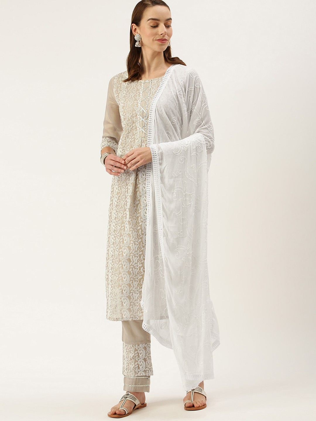 VAABA Women Beige Ethnic Motifs Printed Chikankari Chanderi Silk Kurta with Trousers & With Dupatta
VAABA Women Beige Ethnic Motifs Printed Chikankari Chanderi Silk Kurta with Trousers & With Dupatta