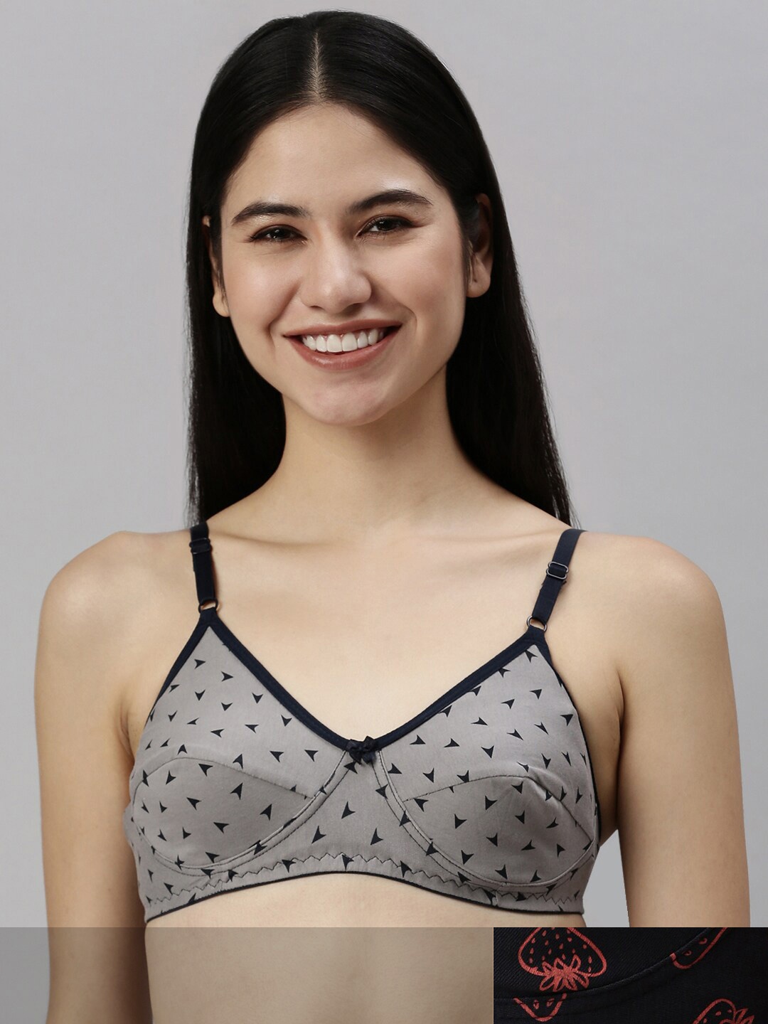 Kryptic Pack of 2 Printed Cotton Full Coverage Non-Padded Non-Wired Everyday Bra, Black
Kryptic Pack of 2 Printed Cotton Full Coverage Non-Padded Non-Wired Everyday Bra, Black