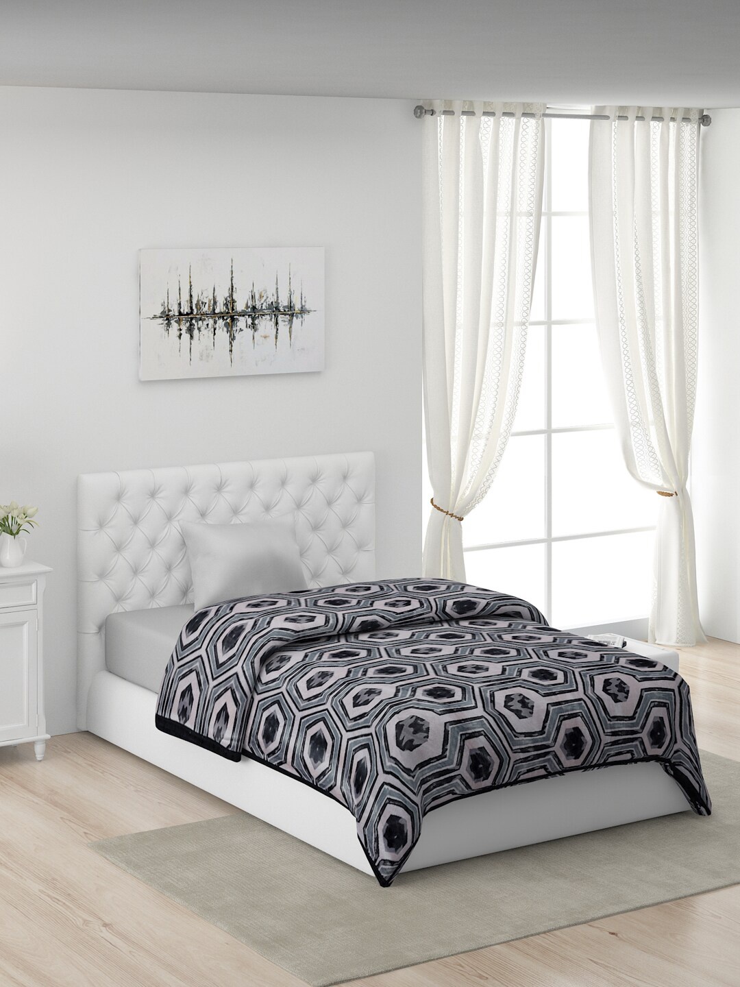 Monte Carlo White & Black Geometric Polyester AC Room 450 GSM Single Bed Mink Blanket
Monte Carlo White & Black Geometric Polyester AC Room 450 GSM Single Bed Mink Blanket