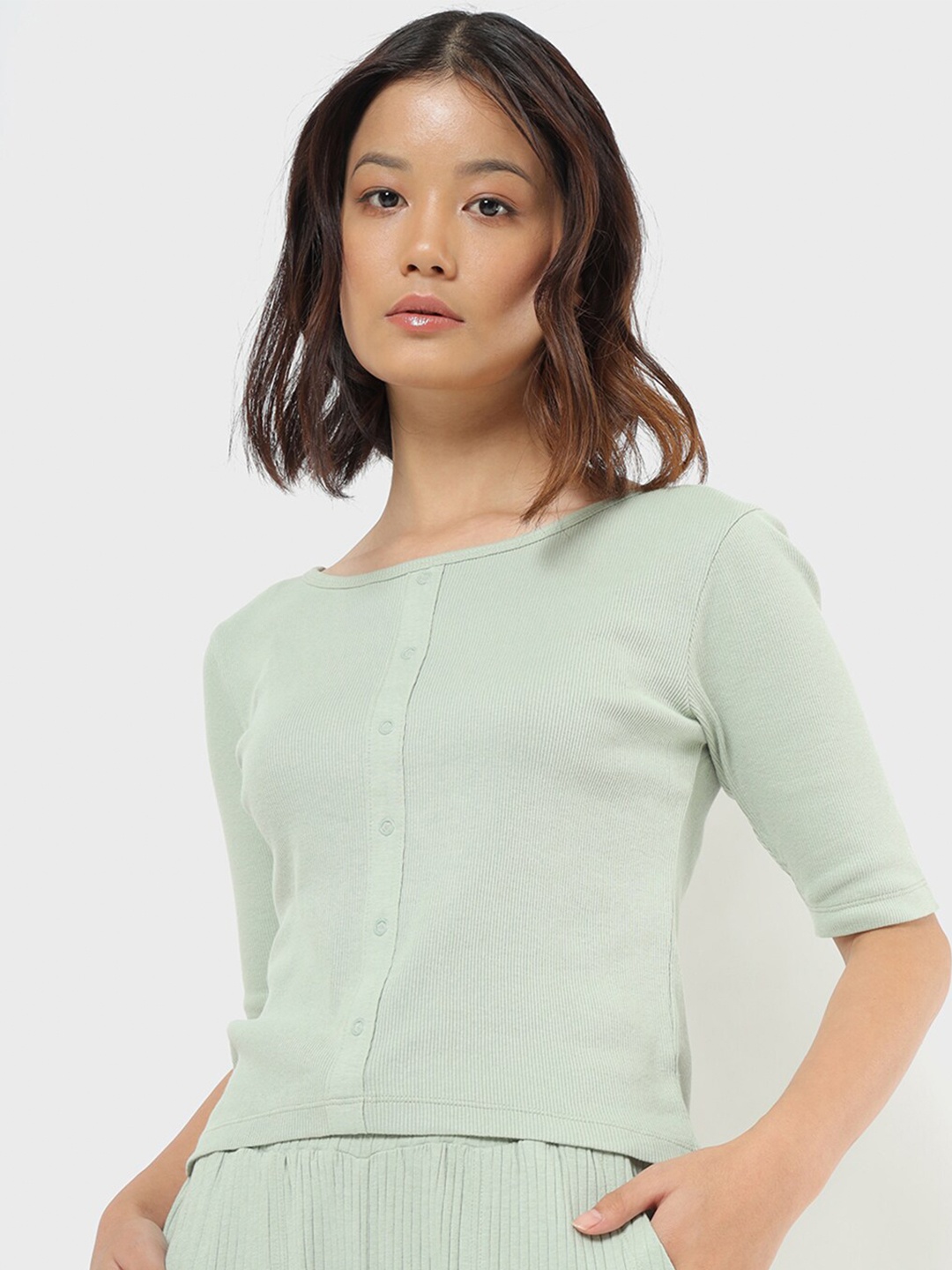 Bewakoof Women Green Henley Neck T-shirt
