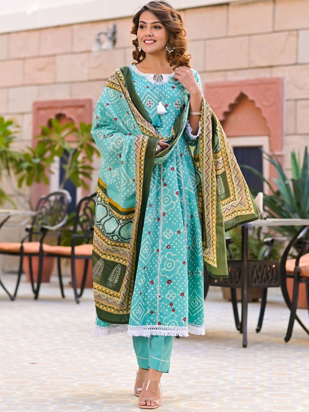 Juniper Women Bandhani Printed Panelled Pure Cotton Kurta with Trousers & With Dupatta, Teal
Juniper Women Bandhani Printed Panelled Pure Cotton Kurta with Trousers & With Dupatta, Teal