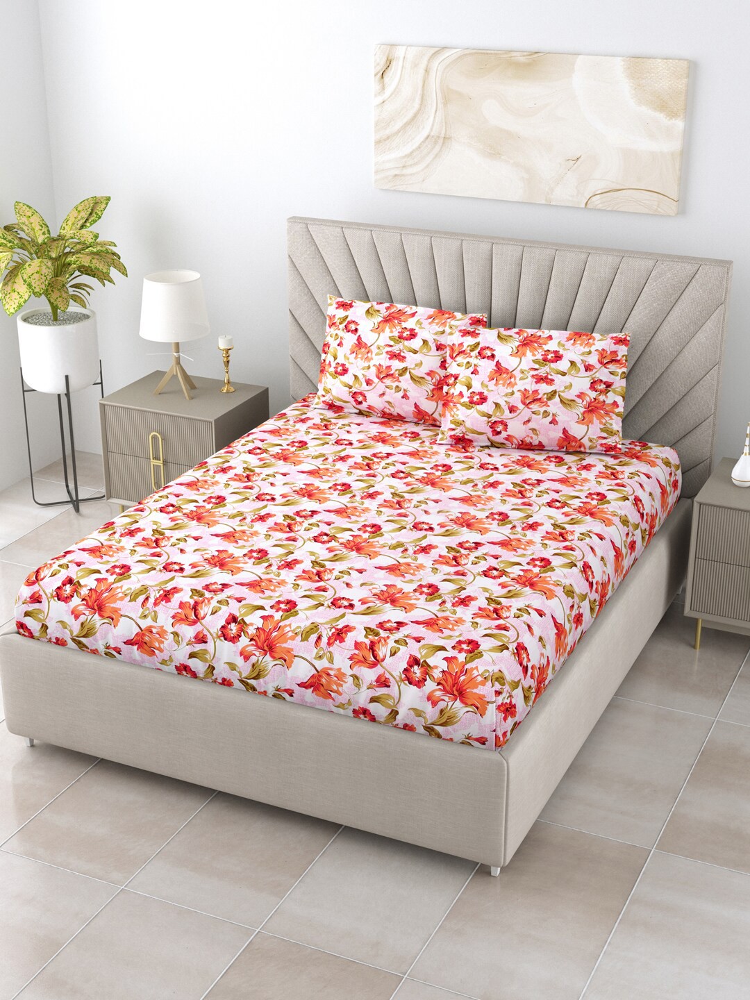 BOMBAY DYEING Pink & Peach-Coloured Floral 120 TC Queen Bedsheet with 2 Pillow Covers
BOMBAY DYEING Pink & Peach-Coloured Floral 120 TC Queen Bedsheet with 2 Pillow Covers