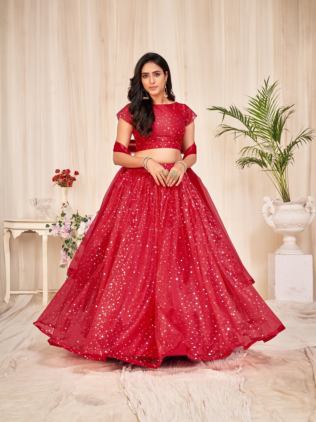 Atsevam Women Red & Gold Embellished Semi-Stitched Lehenga & Unstitched Blouse & Dupatta
Atsevam Women Red & Gold Embellished Semi-Stitched Lehenga & Unstitched Blouse & Dupatta