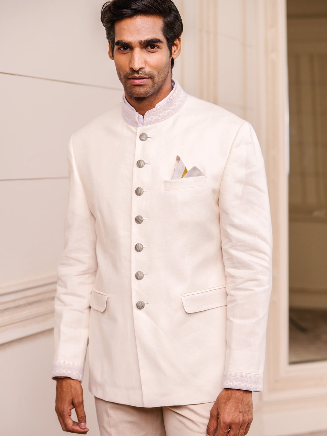 Tasva Men Off White Solid Linen Velvet Bandgala With Zardozi Embroidered Collar Suits
Tasva Men Off White Solid Linen Velvet Bandgala With Zardozi Embroidered Collar Suits