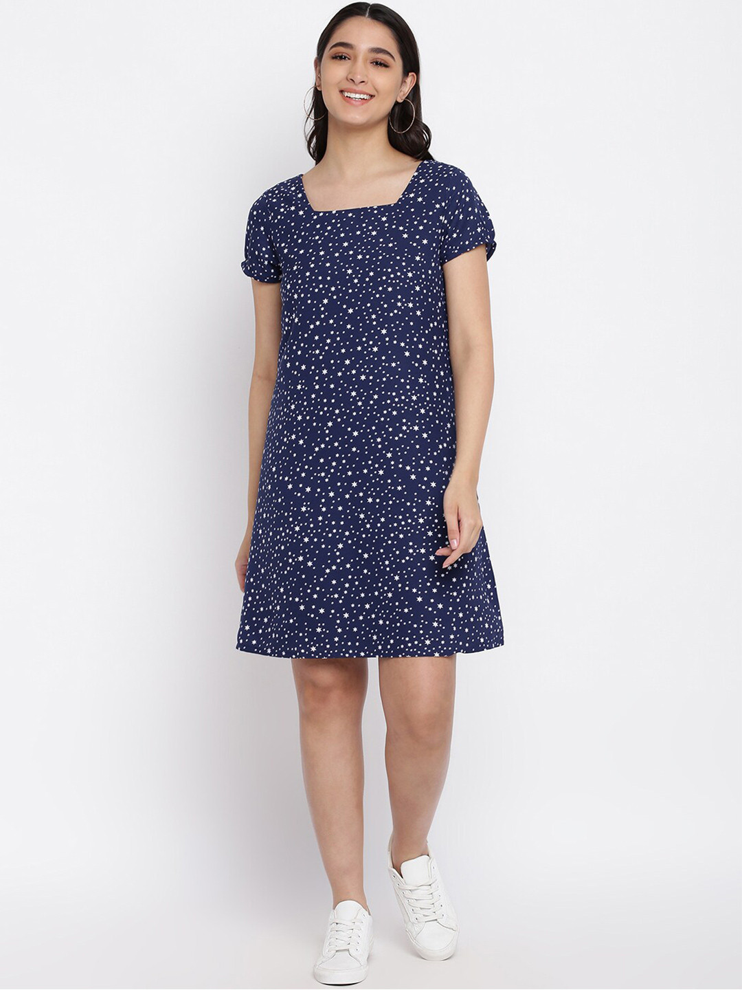 abof Women Floral A-Line Dress, Navy blue
abof Women Floral A-Line Dress, Navy blue