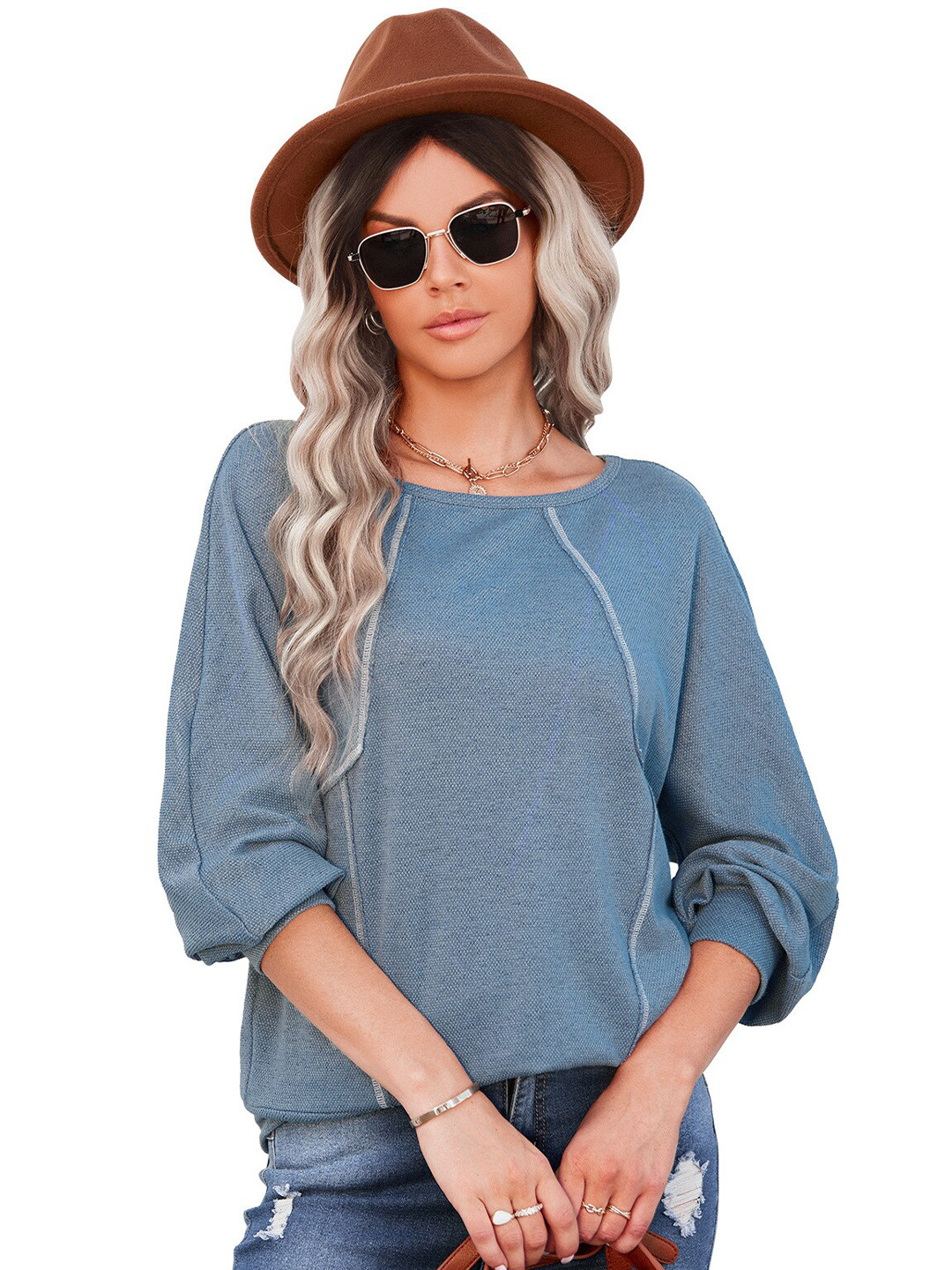 La Aimee Elegant Blue Solid Top
La Aimee Elegant Blue Solid Top