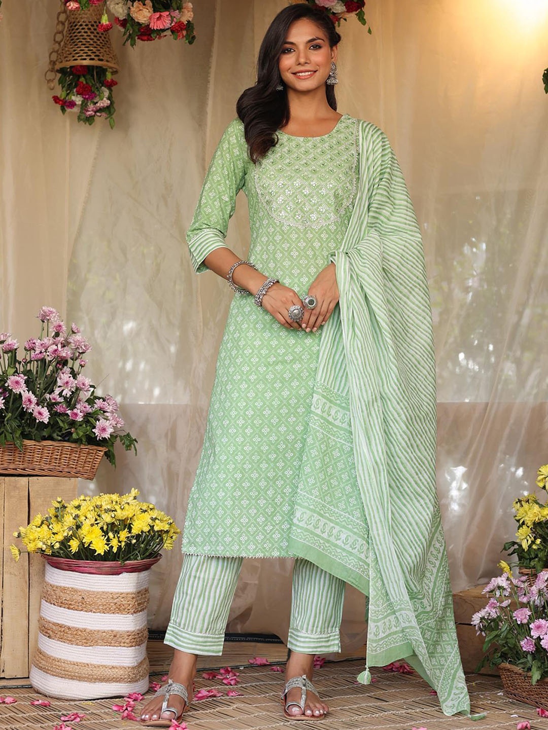 SCAKHI Women Green Bandhani Printed Sequinned Pure Cotton Kurta with Trousers & With Dupatta
SCAKHI Women Green Bandhani Printed Sequinned Pure Cotton Kurta with Trousers & With Dupatta