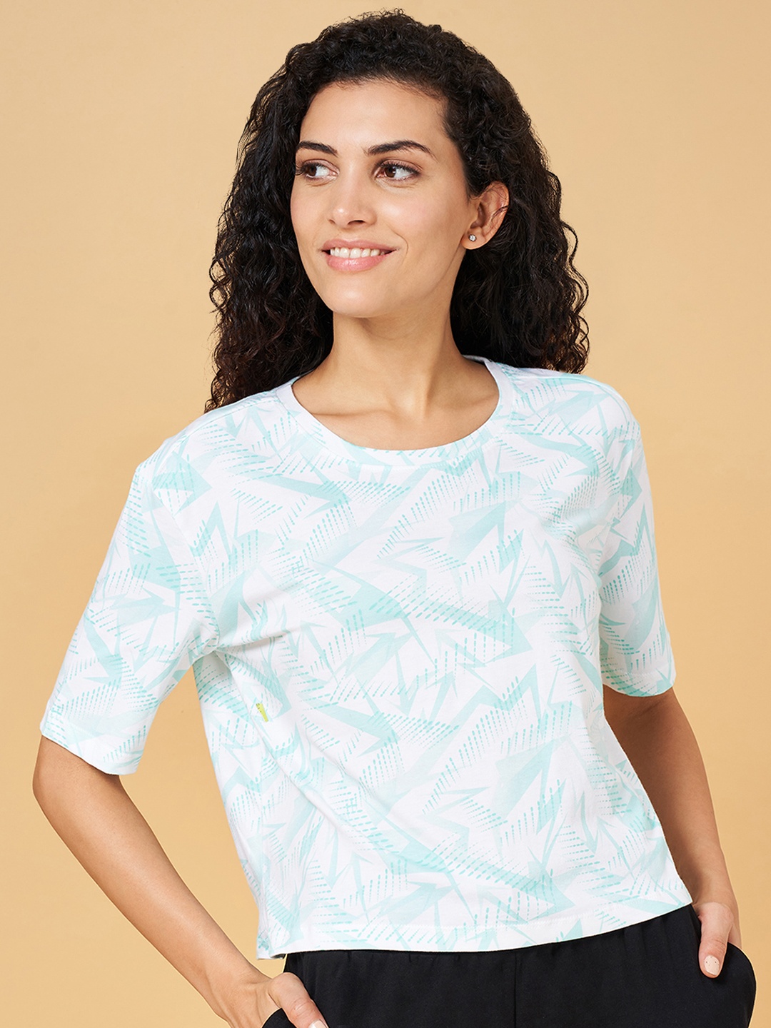 Ajile by Pantaloons Women White And Green Abstract Print Short Sleeves Cotton T Shirt
Ajile by Pantaloons Women White And Green Abstract Print Short Sleeves Cotton T Shirt