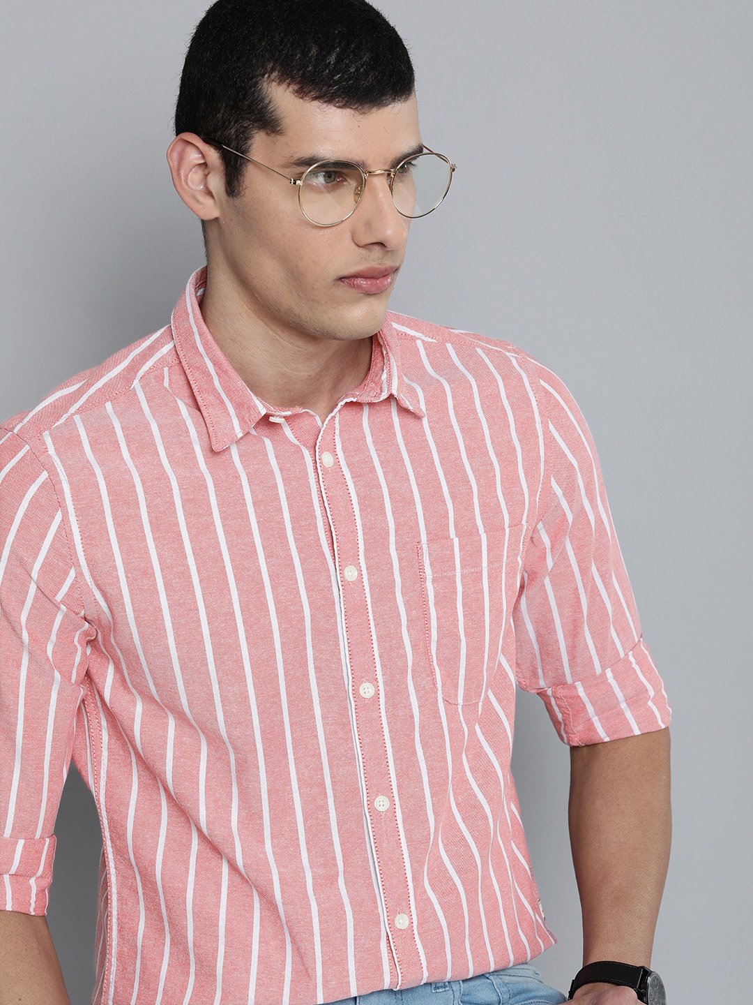 Flying Machine Men Red And White Standard Slim Fit Striped Oxford Pure Cotton Casual Shirt
Flying Machine Men Red And White Standard Slim Fit Striped Oxford Pure Cotton Casual Shirt