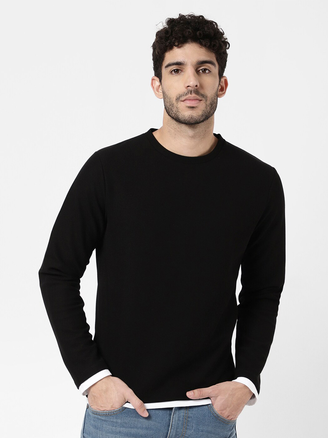 R&B Men Black Cotton T-shirt 
R&B Men Black Cotton T-shirt