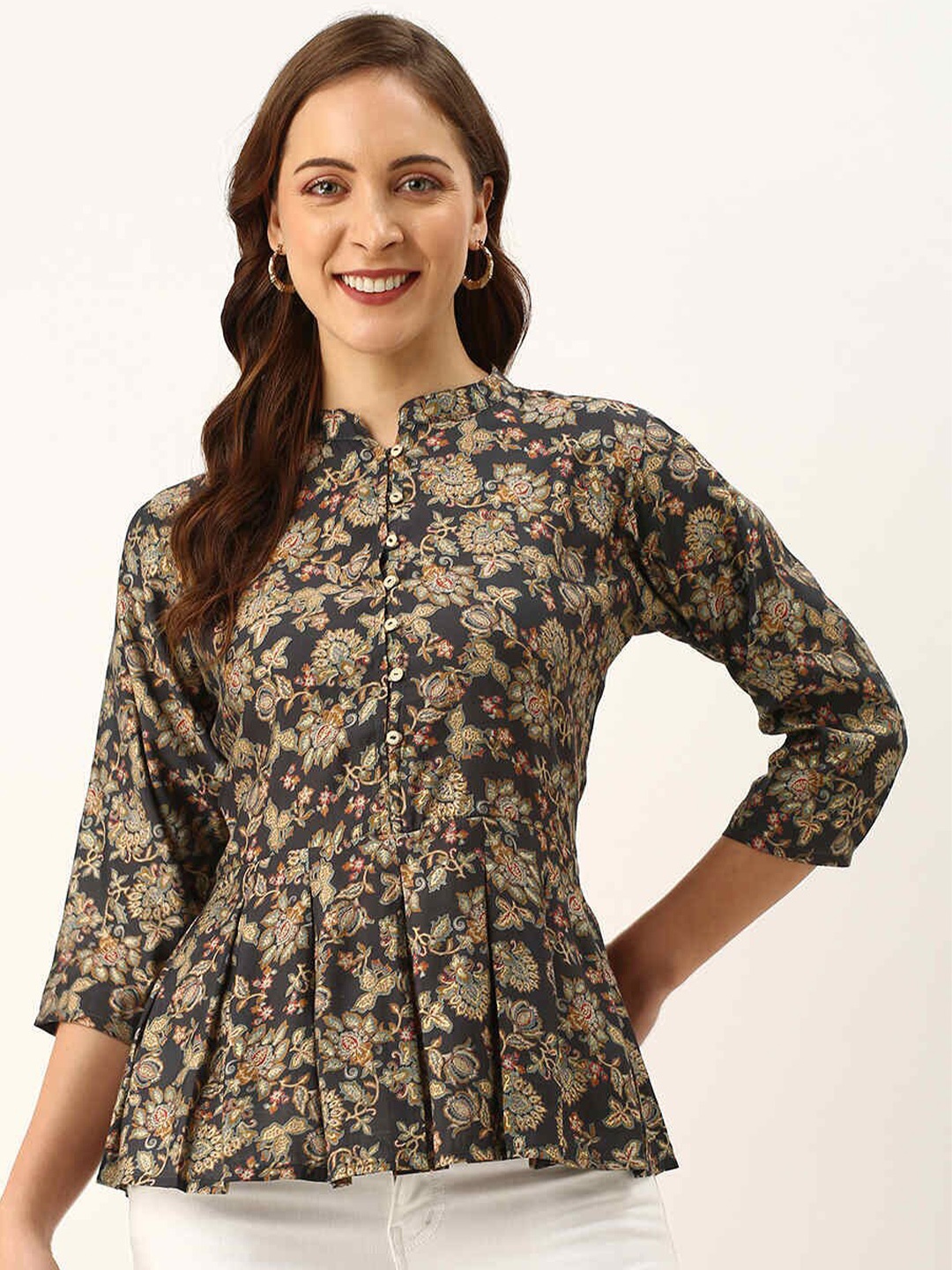 ZOLA Women Black & Green Kalamkari Printed Mandarin Collar Three-Quarter Sleeves Tunic
ZOLA Women Black & Green Kalamkari Printed Mandarin Collar Three-Quarter Sleeves Tunic