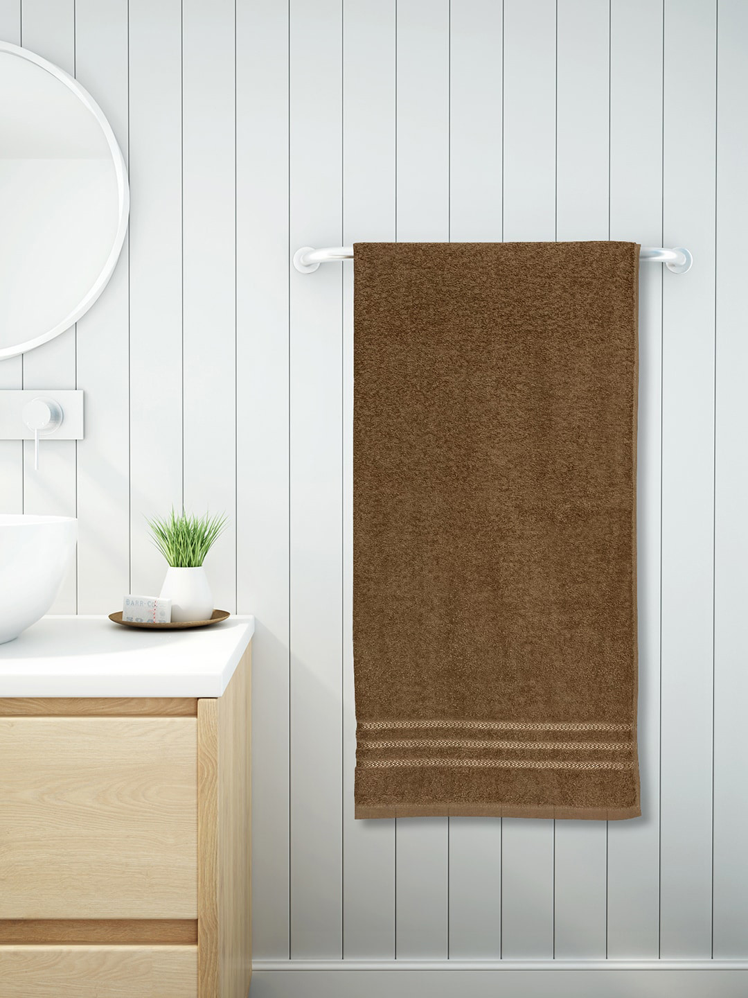 Welspun Brown Solid Pure Cotton 380 GSM Cotton Bath Towel 
Welspun Brown Solid Pure Cotton 380 GSM Cotton Bath Towel