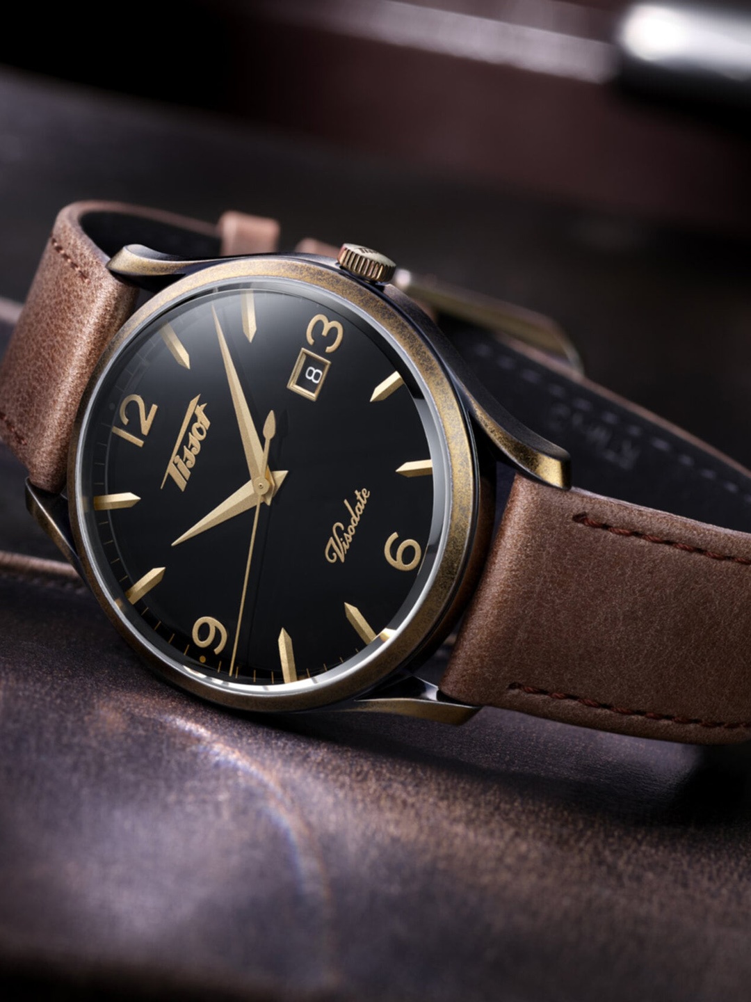 TISSOT Men Black Dial & Brown Straps Heritage Visodate Analogue Watch T1184103605700
TISSOT Men Black Dial & Brown Straps Heritage Visodate Analogue Watch T1184103605700