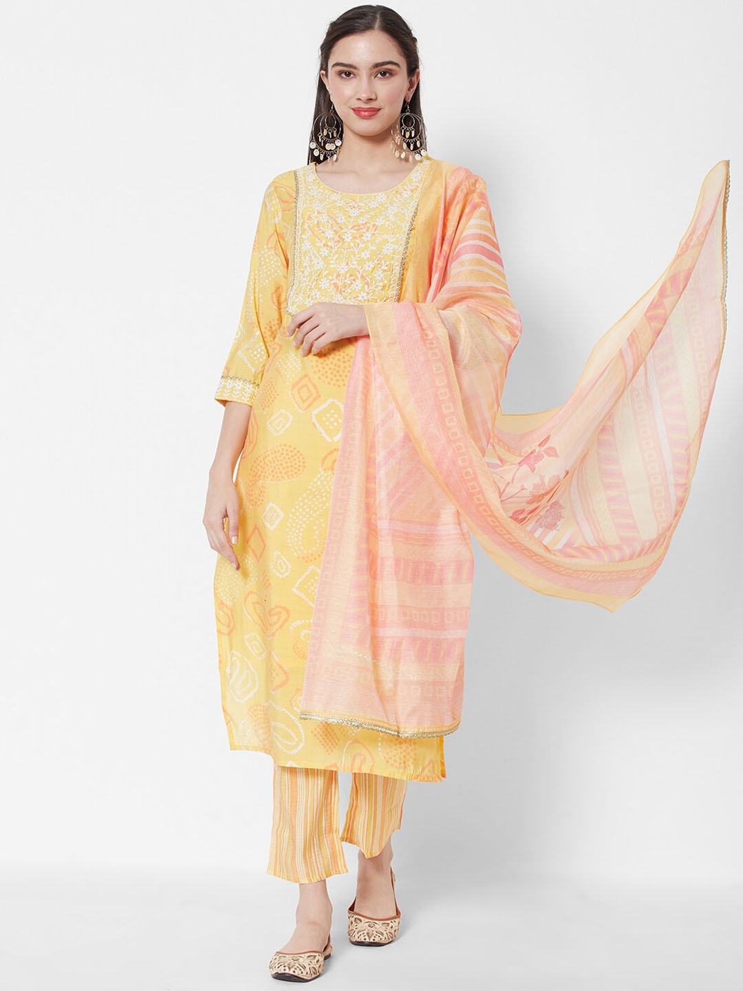 HEEPOSH Women Yellow Bandhani Printed Chanderi Silk Kurta with Trousers & With Dupatta
HEEPOSH Women Yellow Bandhani Printed Chanderi Silk Kurta with Trousers & With Dupatta