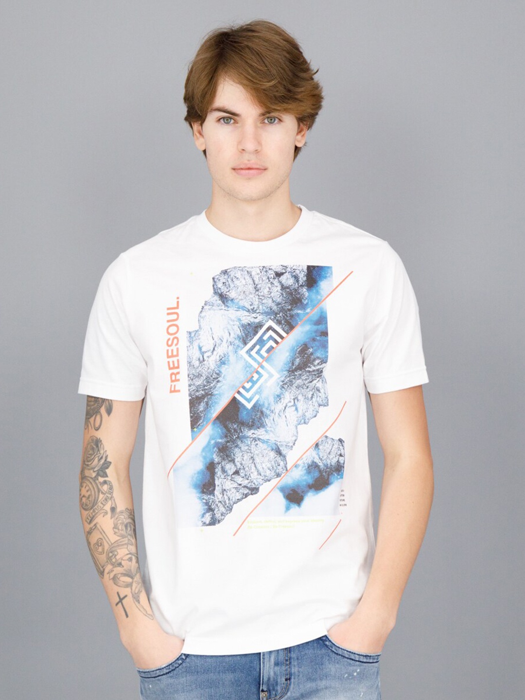 FREESOUL Men White Typography Pure Cotton Printed Round Neck Short Sleeves T-shirt