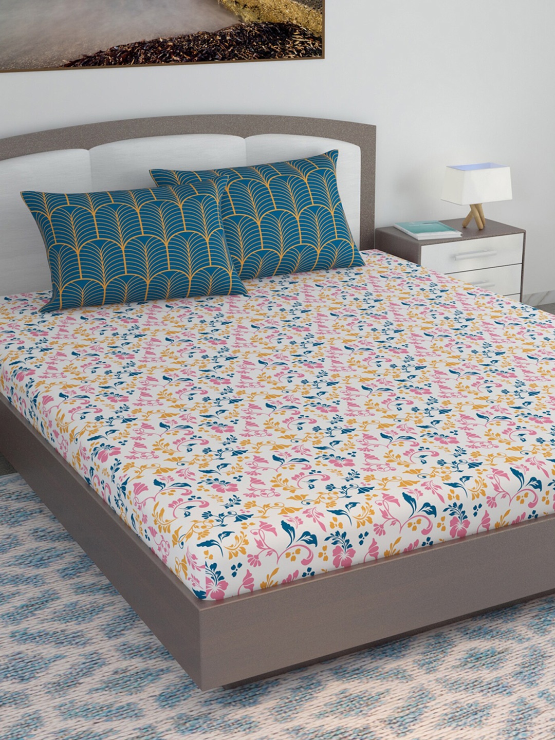 Divine Casa Pink & White Floral Blend Cotton 120 TC King Bedsheet with 2 Pillow Covers
Divine Casa Pink & White Floral Blend Cotton 120 TC King Bedsheet with 2 Pillow Covers