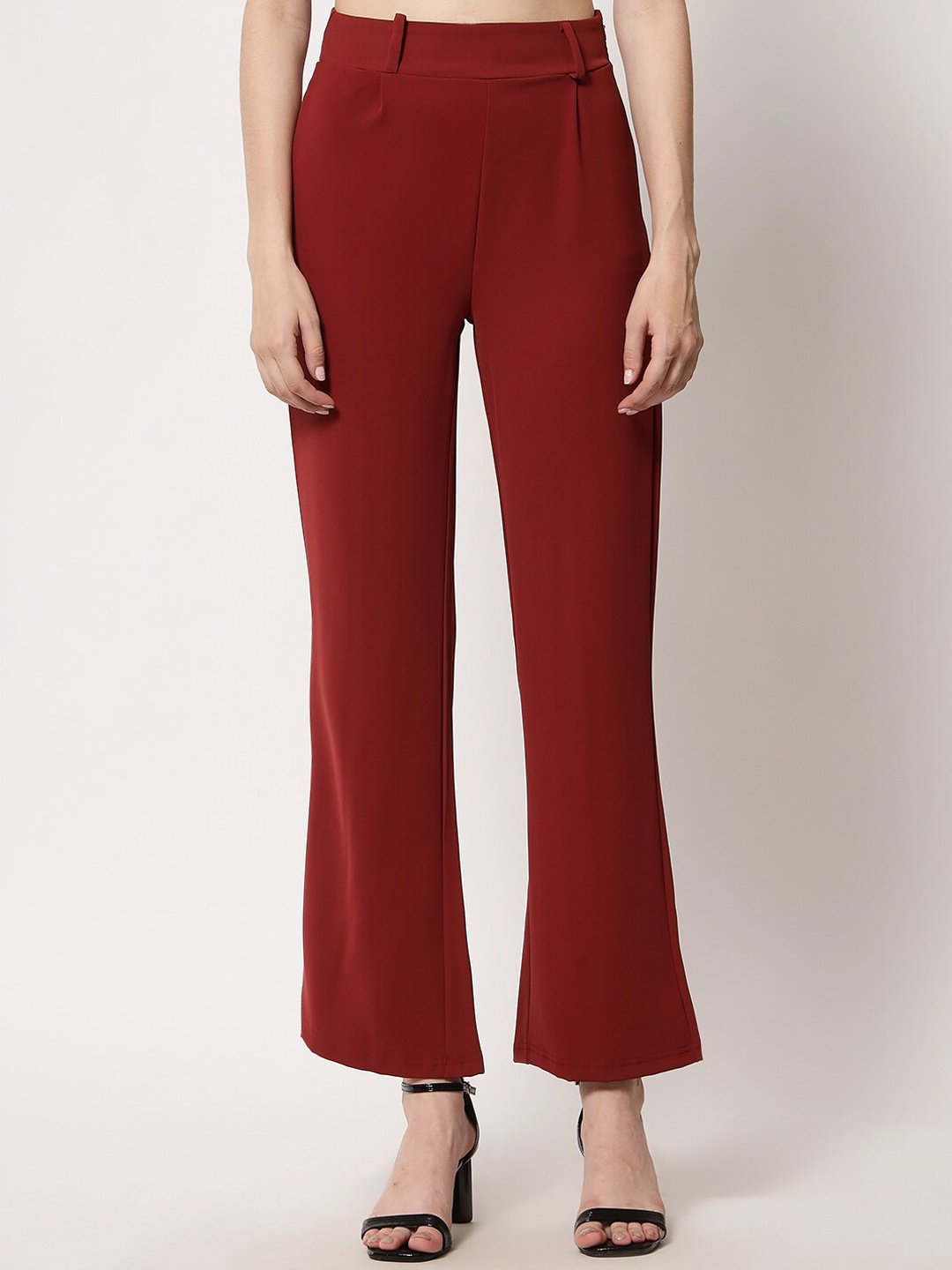 Kotty Women Relaxed Straight Leg Straight Fit High-Rise Easy Wash Pleated Trousers, Brown
Kotty Women Relaxed Straight Leg Straight Fit High-Rise Easy Wash Pleated Trousers, Brown